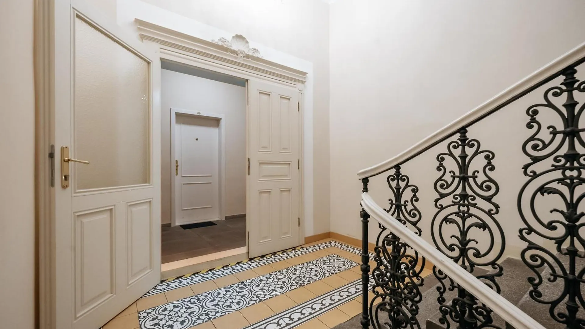 Prague Days - National Museum Studios جمهورية التشيك